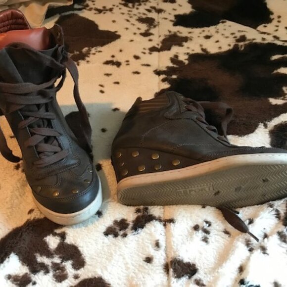 “Sneaker” Shoe Booties - Picture 2 of 6